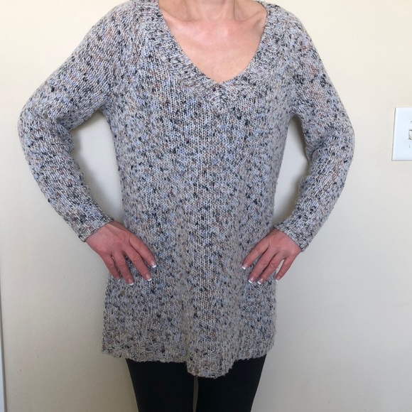 Sweater - Picture 2 of 4